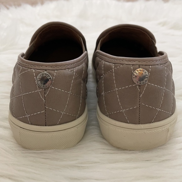 Steve Madden flats size 8 color grey - Picture 4 of 6